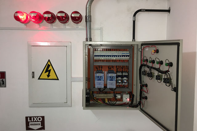 Quadro para Acionamento de Bombas